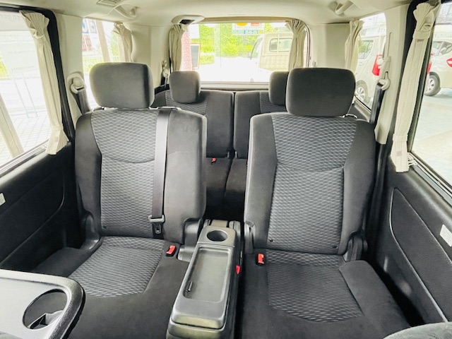 日産 セレナ 画像5